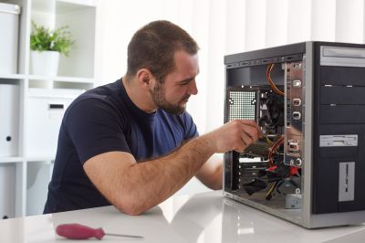 Technician Performing Windows Setup